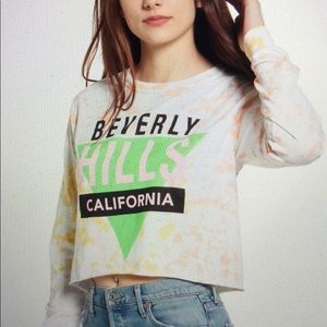 Full sleeve crop top